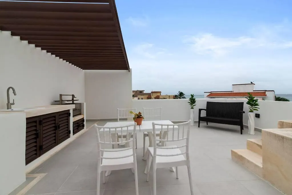 Seahorse Prvt Jacuzzi W Ocean View Beach Access 9 Pools Akumal Apartment
