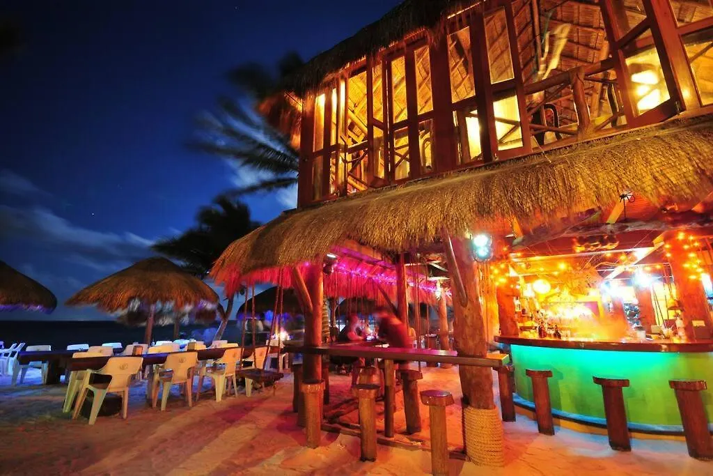 Seahorse Prvt Jacuzzi W Ocean View Beach Access 9 Pools Akumal